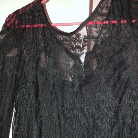 urban outfitters lace dress with slip - Picture 2 of 4